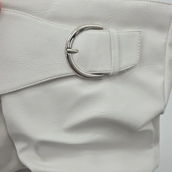 Elegant White Buckle Slouchy Boots - Picture 13 of 16